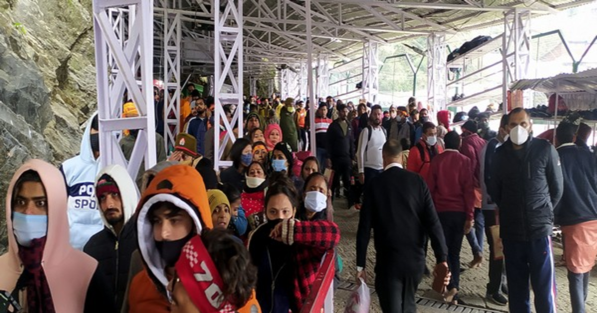 Vaishno Devi stampede: Jammu Divisional Commissioner issues public notice for submitting of evidence before probe panel by Jan 5